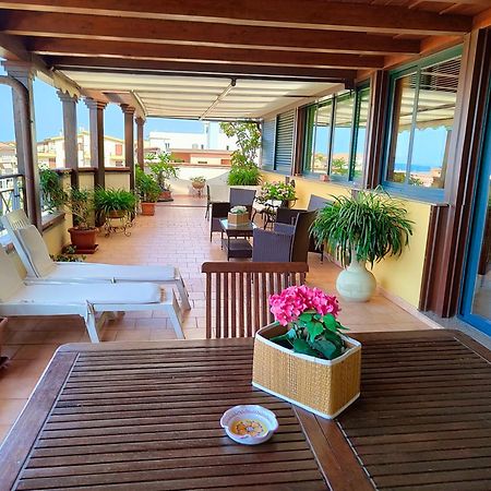 "Appartamento Del Mare Gliaca" Con Vista Isole Eolie,Ampia Terrazza,Wifi E Parcheggio Privato Gratuito Пираино Экстерьер фото