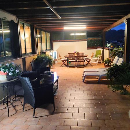 "Appartamento Del Mare Gliaca" Con Vista Isole Eolie,Ampia Terrazza,Wifi E Parcheggio Privato Gratuito Пираино Экстерьер фото
