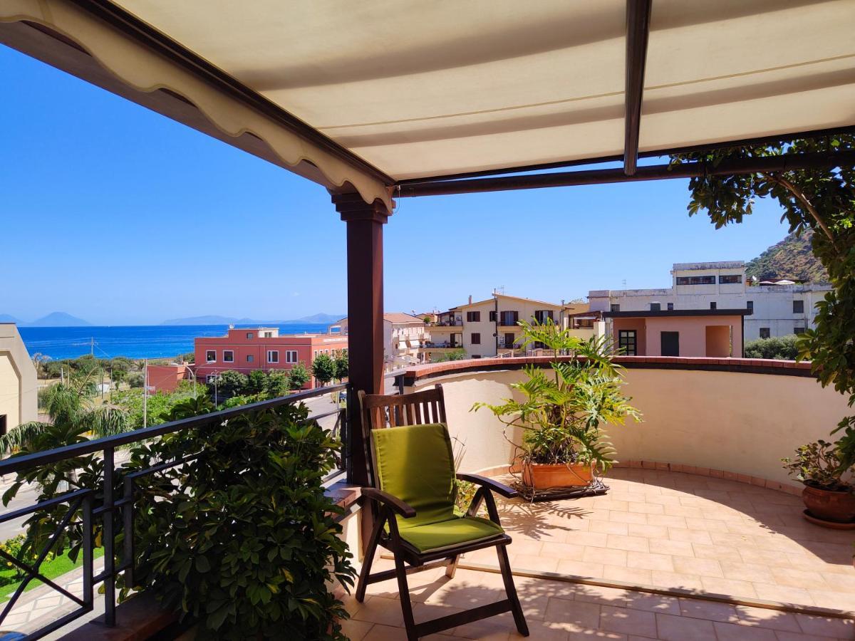 "Appartamento Del Mare Gliaca" Con Vista Isole Eolie,Ampia Terrazza,Wifi E Parcheggio Privato Gratuito Пираино Экстерьер фото
