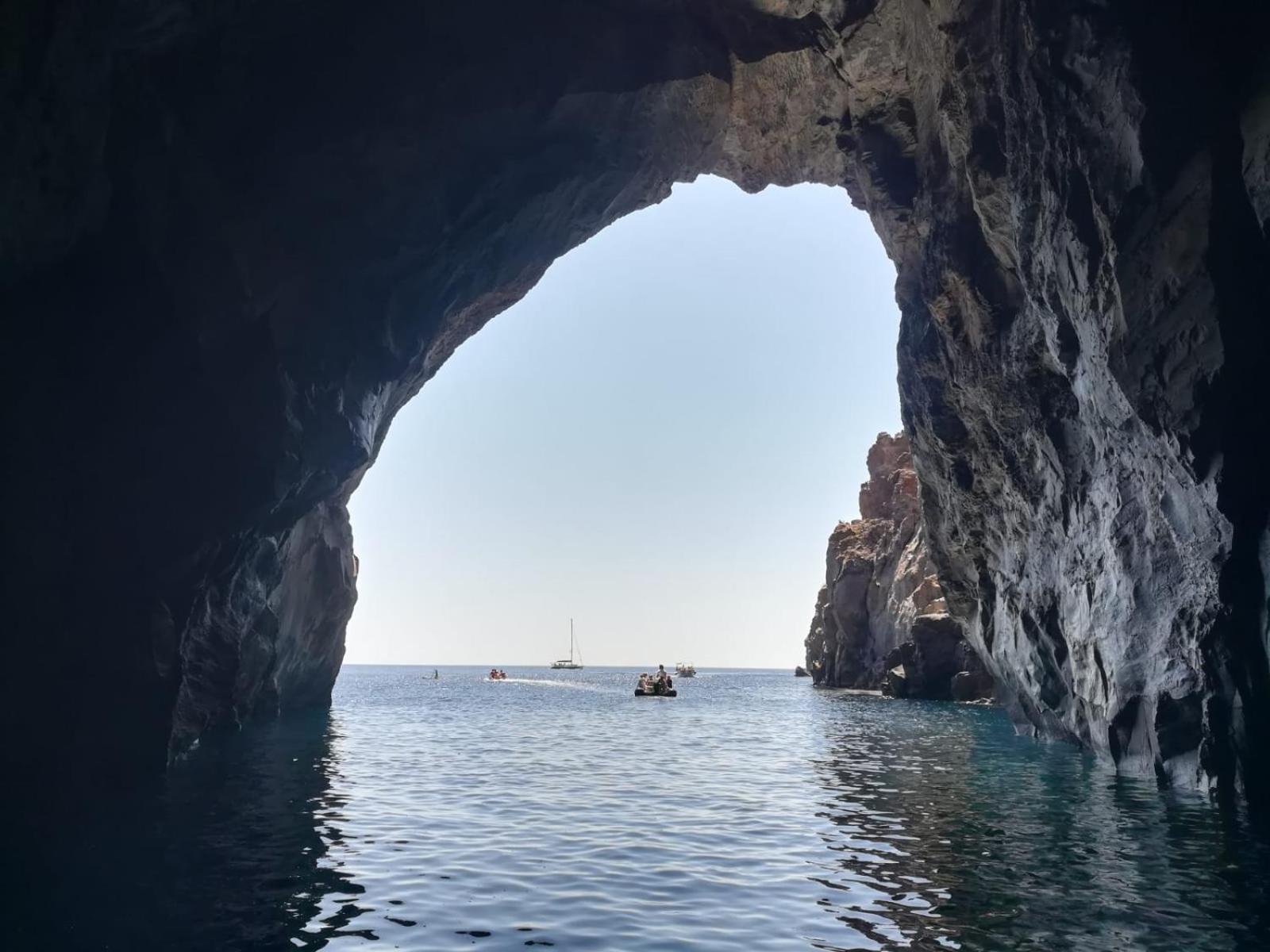 "Appartamento Del Mare Gliaca" Con Vista Isole Eolie,Ampia Terrazza,Wifi E Parcheggio Privato Gratuito Пираино Экстерьер фото