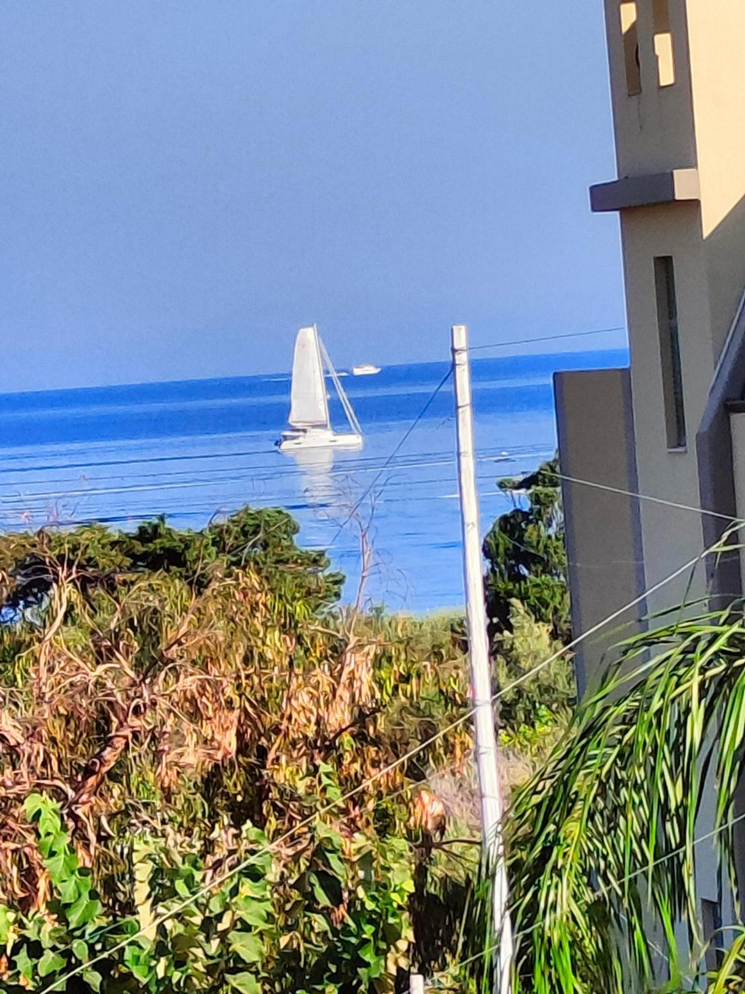"Appartamento Del Mare Gliaca" Con Vista Isole Eolie,Ampia Terrazza,Wifi E Parcheggio Privato Gratuito Пираино Экстерьер фото