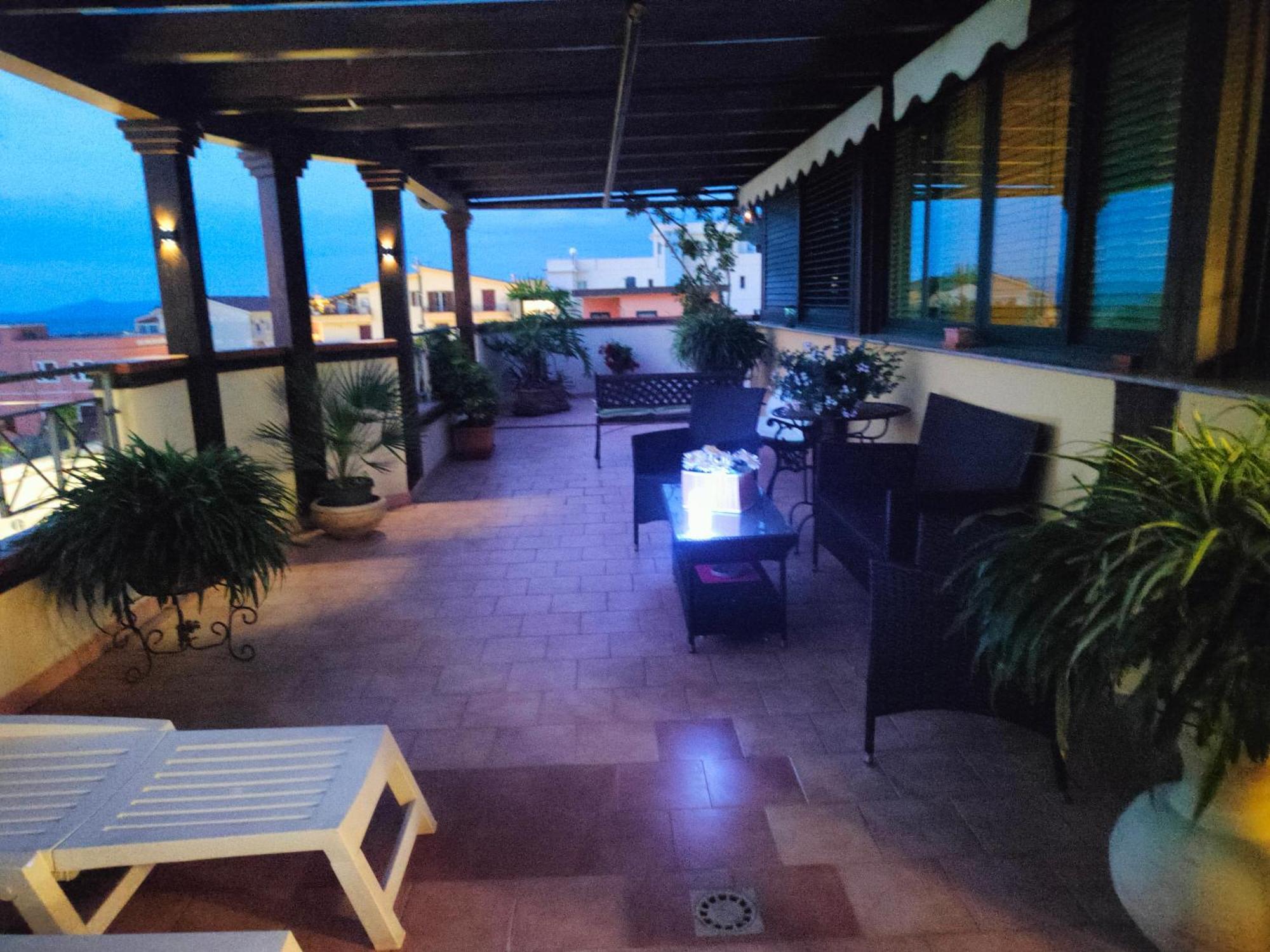 "Appartamento Del Mare Gliaca" Con Vista Isole Eolie,Ampia Terrazza,Wifi E Parcheggio Privato Gratuito Пираино Экстерьер фото