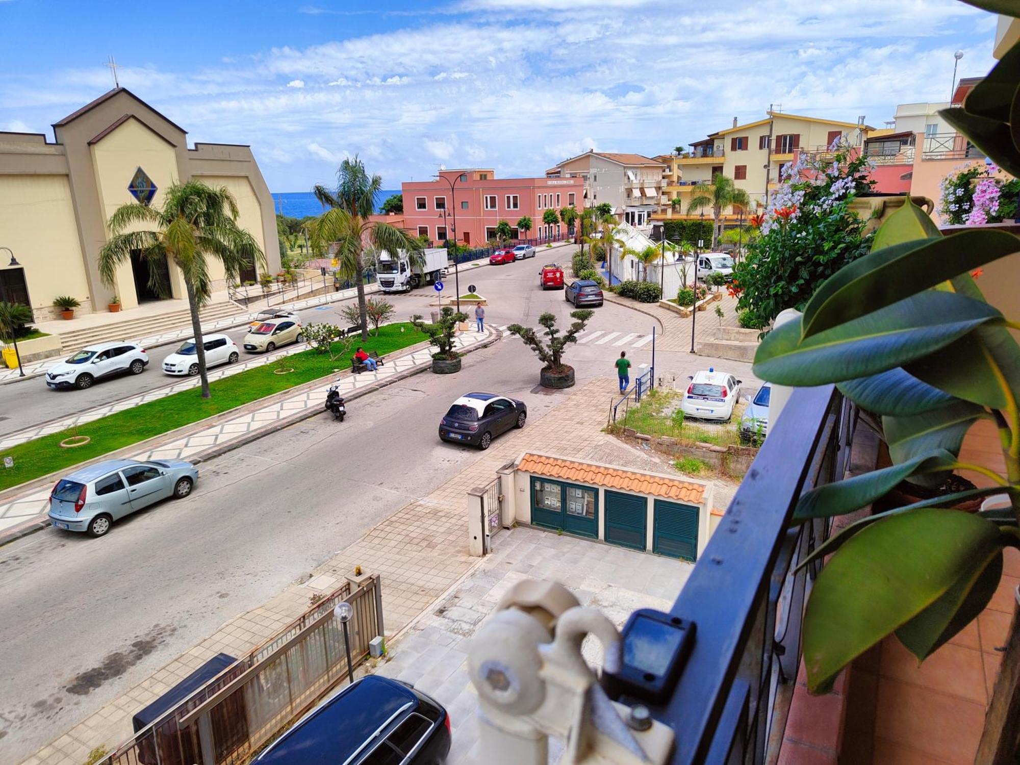 "Appartamento Del Mare Gliaca" Con Vista Isole Eolie,Ampia Terrazza,Wifi E Parcheggio Privato Gratuito Пираино Экстерьер фото